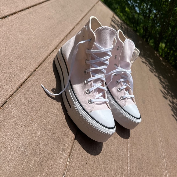 Converse Light Pink Platform High-Tops - Picture 2 of 3